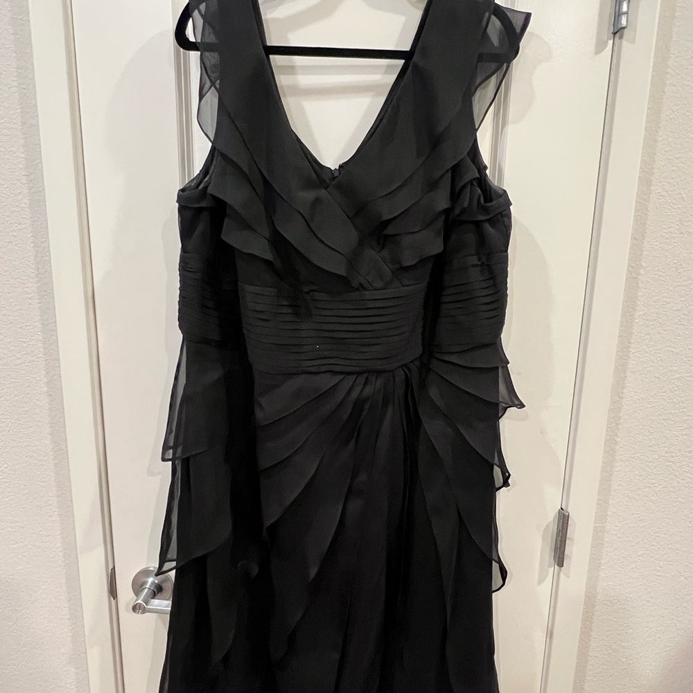 Adrianna Papell Black Dress